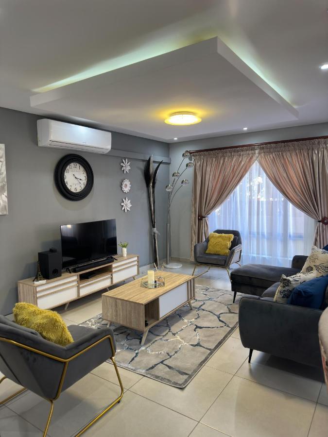 Gardens Apartment *